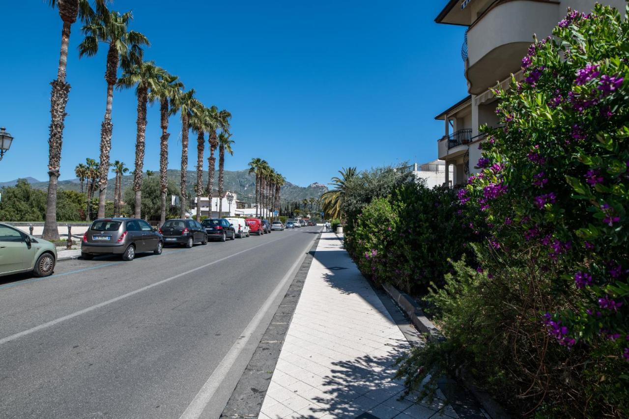 Ada Hotel & Apartments Giardini Naxos Exterior foto